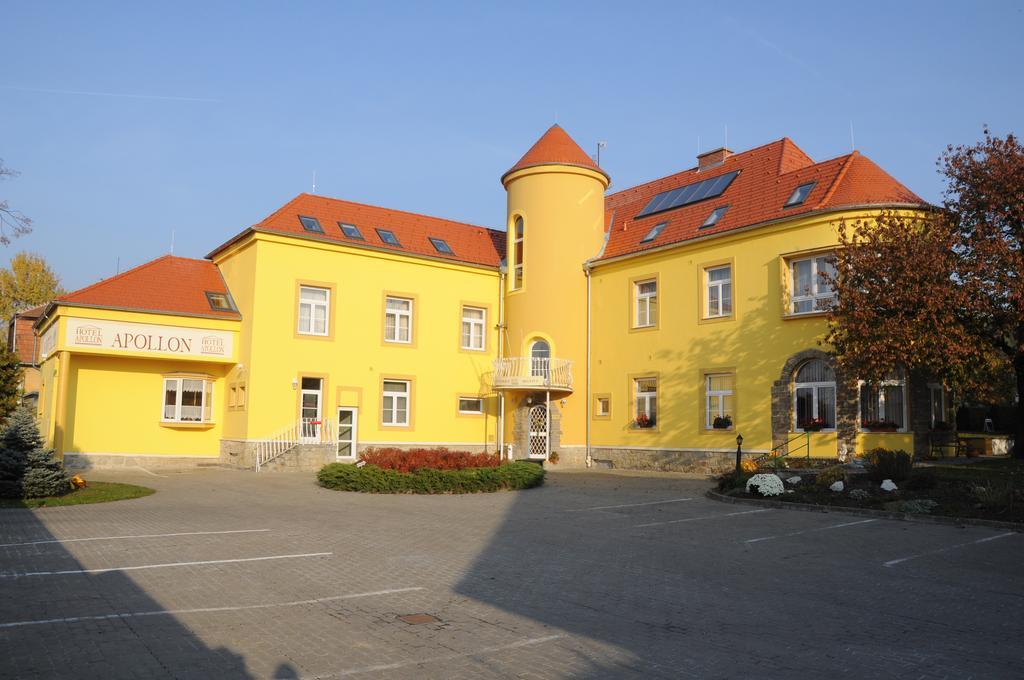 Apollon Hotel Valtice Buitenkant foto